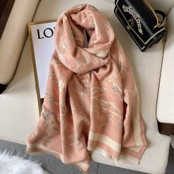 Tặng quà sinh nhật cho sếp nữ với những vật phẩm cao cấp