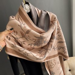 Khăn quàng cổ cao cấp len Cashmere cho nữ KQ-WD09 làm quà tặng Giáng Sinh, Valentine, Bạn Gái, Sinh nhật,...