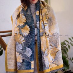 Khăn choàng cashmere - Món quà ấm áp cho ngày đông se lạnh