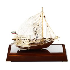 Mô Hình Thuyền Buồm Mạ Vàng 24K Cao Cấp TB04