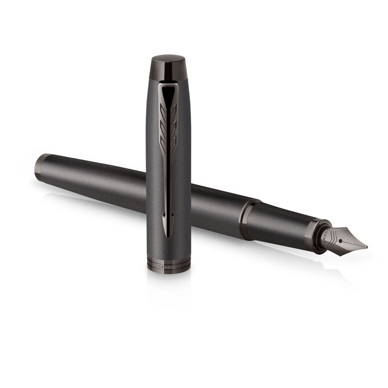 Bút máy ký tên Parker IM Achromatic Black 2127618 sang trọng